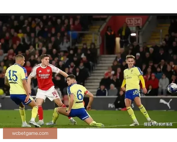 13天连丢两冠阿森纳球迷愤怒抗议塔帅被骂掉链子可悲羞耻